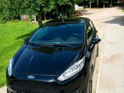 Usata Ford Fiesta ST-Line 75 CV (55 kW) 2017 Nero Utilitaria