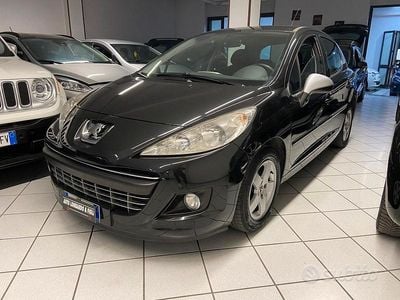 Usata Peugeot 207 Allure 70 CV (51 kW) 2011 Nero Berlina