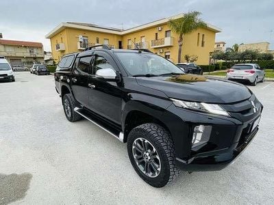 Usata Mitsubishi L200 181 CV (133 kW) 2019 Nero Pick-up