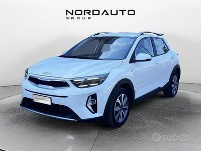 Usata Kia Stonic Urban 100 CV (73 kW) 2025 Bianco SUV
