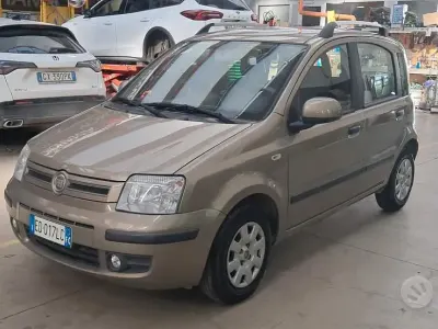 Occasion Fiat Panda Emotion 69 ch (50 kW) 2011 Marron Citadine