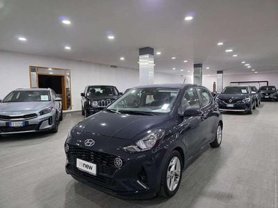 Usata Hyundai i10 Advanced 65 CV (47 kW) 2023 Blu/azzurro Utilitaria