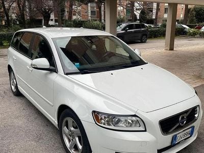 Usata Volvo V50 114 CV (83 kW) 2011 Bianco Station wagon