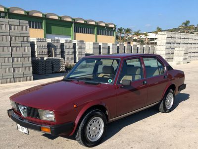 usata Alfa Romeo 2000 2.0 L