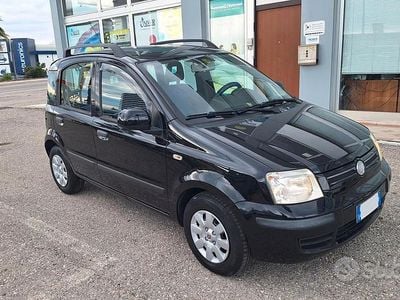 Nero Usata 2010 Fiat Panda Dynamic Utilitaria | 4000 € (Cara)