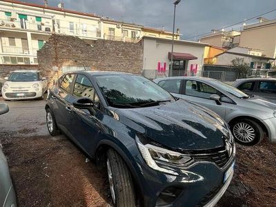 Usata Renault Captur 101 CV (74 kW) 2023 Blu SUV