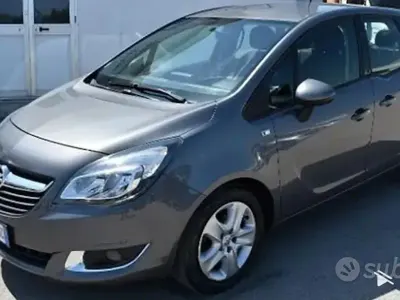 Usata Opel Meriva 2010 Grigio Monovolume