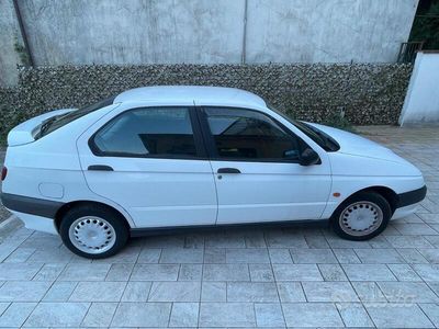 Usata Alfa Romeo 146 103 CV (75 kW) 1997 Bianco Utilitaria