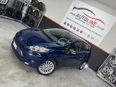 Usata Ford Fiesta 60 CV (44 kW) 2011 Blu Utilitaria