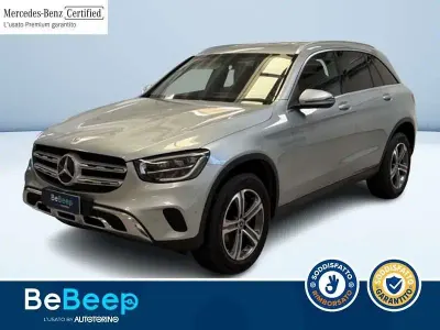 Usata Mercedes GLC220 194 CV (142 kW) 2022 Grigio metallizzato SUV
