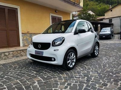 Bianco Usata 2017 Smart ForTwo Coupé Utilitaria | 10.490 € (Ottimo prezzo)