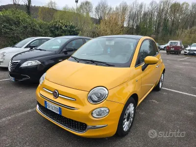 Käytetty Fiat 500 Lounge 69 HP (50 kW) 2016 Keltainen Sedan