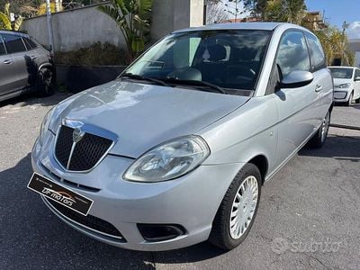 Usata Lancia Ypsilon 59 CV (43 kW) 2010 Grigio Utilitaria