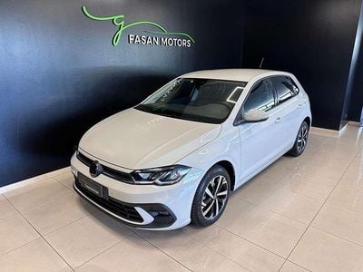 Usata VW Polo Life 95 CV (69 kW) 2023 Ascot grey Utilitaria