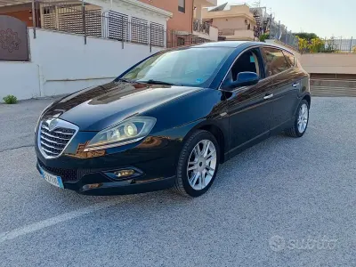 Usata Lancia Delta 120 CV (88 kW) 2010 Nero Utilitaria