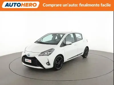 Usata Toyota Yaris Active 101 CV (74 kW) 2018 Bianco Utilitaria
