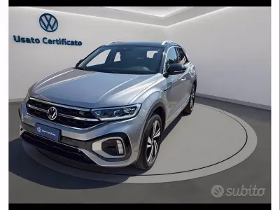 Usata VW T-Roc R-line 150 CV (110 kW) 2024 Pyrit silver met/tetto nero me SUV