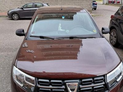 Usata Dacia Sandero 90 CV (66 kW) 2017 Rosso Berlina