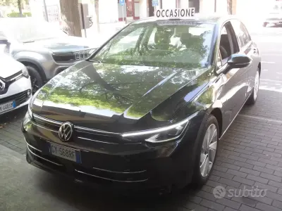 Usata VW Golf VIII Style 150 CV (110 kW) 2025 Nero Berlina