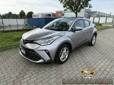 Usata Toyota C-HR Active 98 CV (72 kW) 2022 Grigio SUV