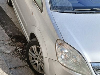 usata Opel Zafira 7 posti