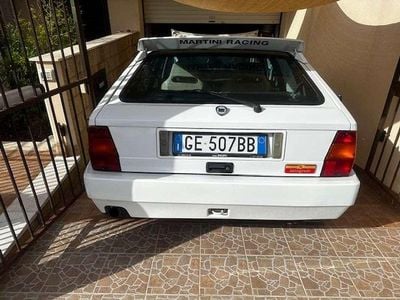 Usata Lancia Delta 211 CV (155 kW) 1994 Bianco Utilitaria