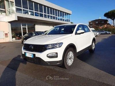 Usata VW T-Roc Life 110 CV (80 kW) 2022 Bianco SUV