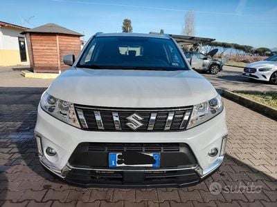 Usata Suzuki Vitara Cool 111 CV (81 kW) 2018 Bianco SUV