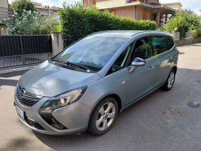 Usata Opel Zafira Tourer