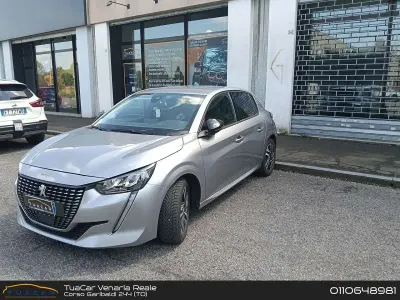 Usata Peugeot 208 Allure 75 CV (55 kW) 2022 Grigio Utilitaria
