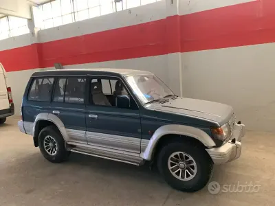 Usata Mitsubishi Pajero 1992 Blu SUV
