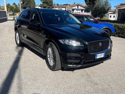 Usata Jaguar F-Pace Pure 180 CV (132 kW) 2018 Nero SUV