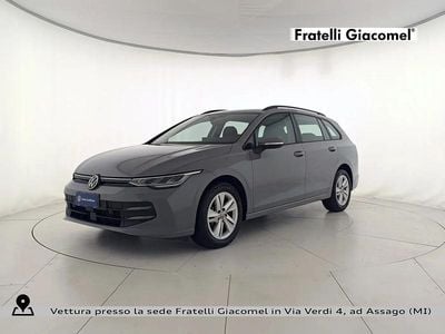 Usata VW Golf VIII Life 116 CV (85 kW) 2024 Grigio Station wagon