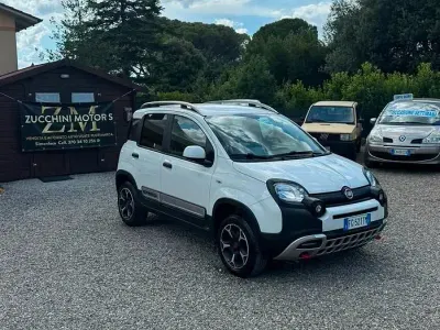 Usata Fiat Panda Cross Cross 90 CV (66 kW) 2017 Bianco Utilitaria