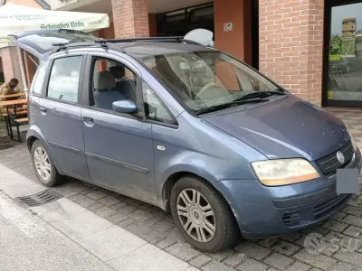 Usata Fiat Idea 69 CV (50 kW) 2004 Monovolume