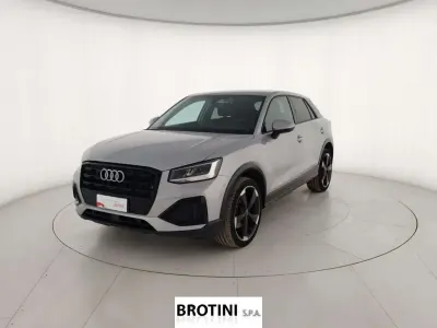 Usata Audi Q2 Ambiente 150 CV (110 kW) 2022 Grigio SUV