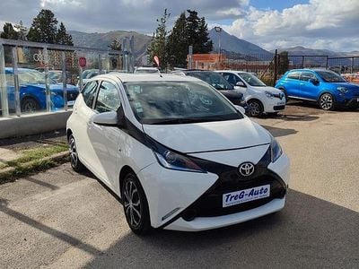 Usata Toyota Aygo Cool 69 CV (50 kW) 2017 Bianco Utilitaria