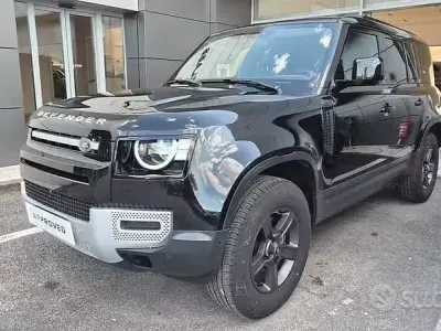 Usata Land Rover Defender S 199 CV (146 kW) 2023 Nero SUV