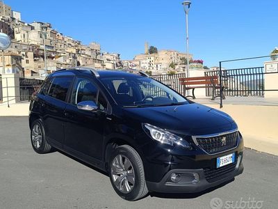 Usata Peugeot 2008 Style 101 CV (74 kW) 2019 Nero SUV