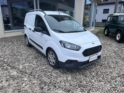 Usata Ford Transit Courier Trend 75 CV (55 kW) 2023 Bianco Furgone