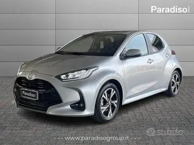 Gebraucht Toyota Yaris Hybrid Trend 93 PS (68 kW) 2025 Grau Limousine