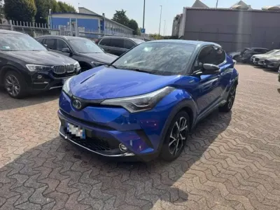 Usata Toyota C-HR Sport 98 CV (72 kW) 2018 Celeste SUV