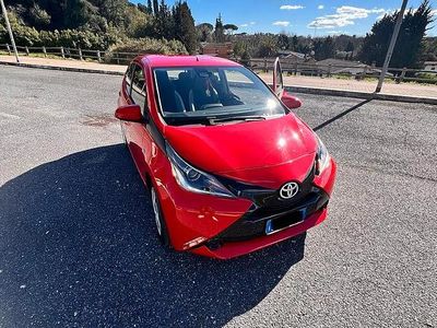 Usata Toyota Aygo 2017 Rosso Utilitaria