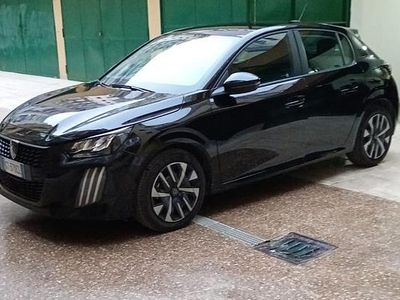 Usata Peugeot 208 82 CV (60 kW) 2024 Nero Utilitaria