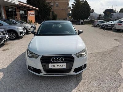 Usata Audi A1 Ambition 105 CV (77 kW) 2012 Bianco Utilitaria