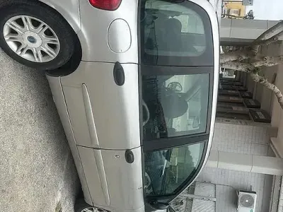 Usata Fiat Multipla 120 CV (88 kW) 2007 Grigio Monovolume