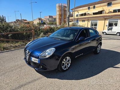 Usata Alfa Romeo Giulietta Exclusive 105 CV (77 kW) 2011 Blu Utilitaria
