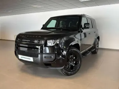 Nuova Land Rover Defender SE Dynamic 200 CV (147 kW) 2025 Santorini black SUV