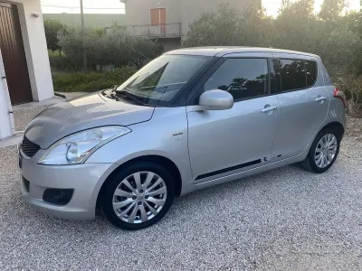 Usata Suzuki Swift 75 CV (55 kW) 2011 Grigio Utilitaria