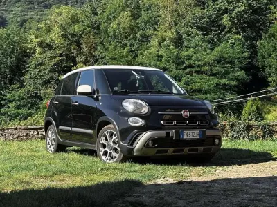 Usata Fiat 500L Cross 120 CV (88 kW) 2018 Nero Monovolume